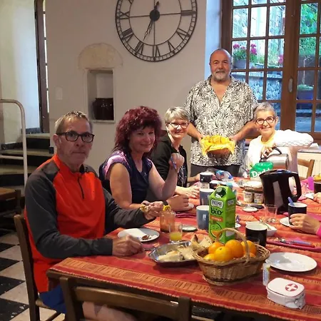 D'hotes L'oustal Couette-café