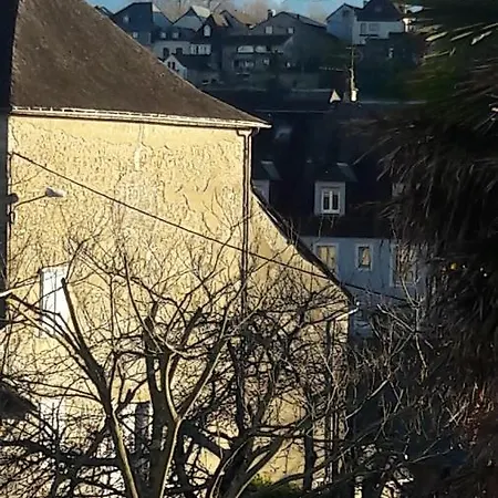 D'hotes L'oustal B&B 올롱생테마리